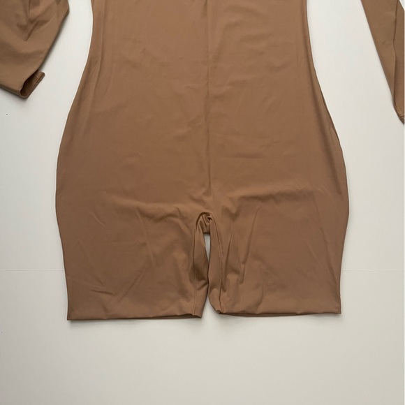 SKIMS Mid Thigh All in one Long Sleeve Onesie Bodysuit- Sienna Size 4X - Picture 6 of 13